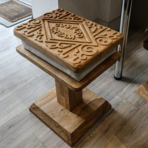 Furniture & seating